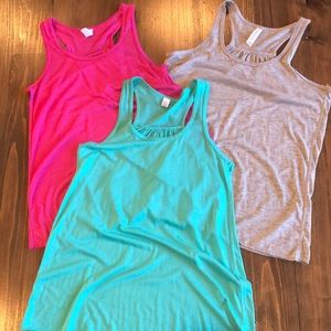 Bella Canvus Tee. Size Small. Never Worn.